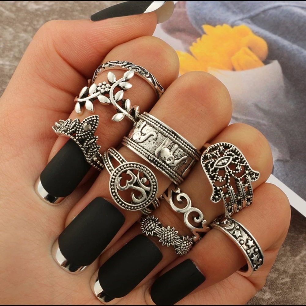 Hamsa Midi Rings